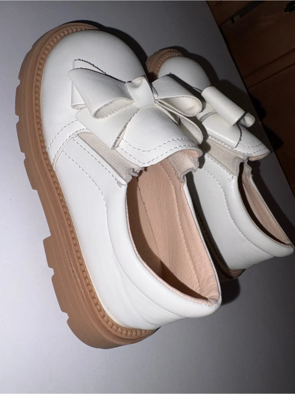 Kids White Bow Slip-On Shoes